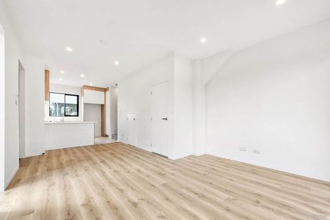 Photo of property in 67a Divich Avenue, Te Atatu South, Auckland, 0610