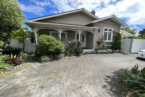 Photo of property in 55 Kamara Road, Glen Eden, Auckland, 0602