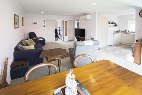 Photo of property in Holdsworth Villas, 12/2 William Donald Drive, Solway, Masterton, 5810