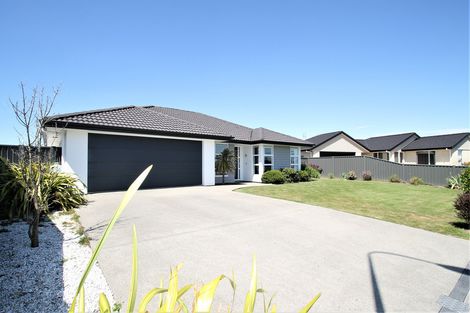 Photo of property in 23 Showgate Crescent, Mosgiel, 9024