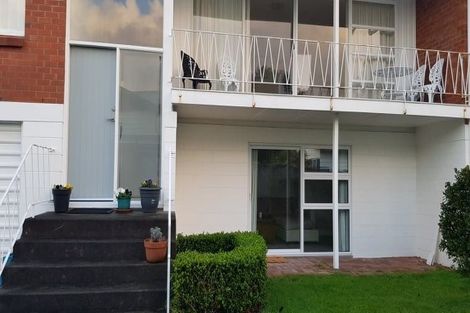 Photo of property in 2/7 Walter Street, Hauraki, Auckland, 0622