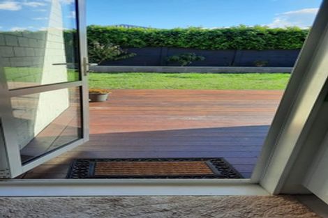 Photo of property in 16 Orchard Terrace, Riverhead, 0820