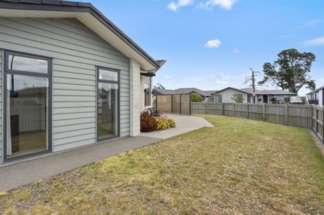 Photo of property in 9 Hiria Crescent, Papamoa Beach, Papamoa, 3118