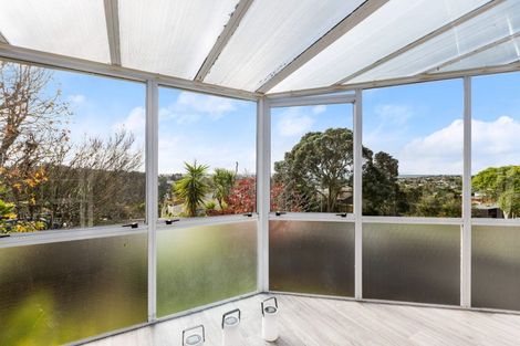 Photo of property in 1/19 Danbury Drive, Torbay, Auckland, 0630