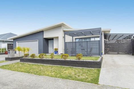 Photo of property in 42 Nautilus Drive, Papamoa Beach, Papamoa, 3118