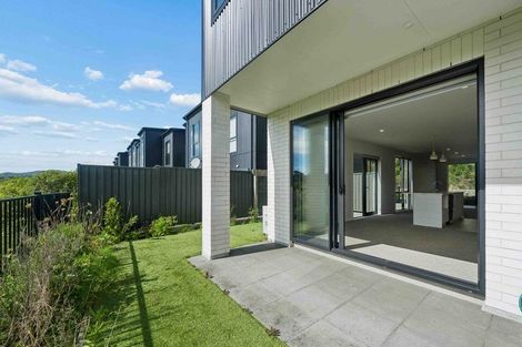 Photo of property in 44 Koreke Close, Kenepuru, Porirua, 5022
