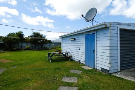 Photo of property in 47 Domett Street, Westport, 7825