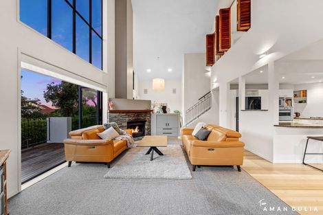 Photo of property in 86a Wiseley Road, West Harbour, Auckland, 0618