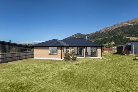 Photo of property in 4 Muscovy Lane, Lake Hawea, Wanaka, 9382