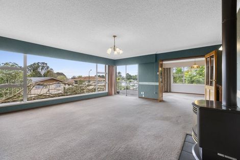 Photo of property in 5 Fairfax Terrace, Frankleigh Park, New Plymouth, 4310