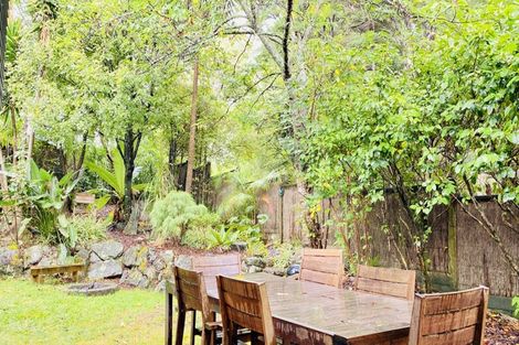 Photo of property in 20c Konini Road, Titirangi, Auckland, 0604