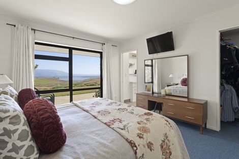 Photo of property in 67 Surrey Heights, Waihola, Outram, 9073