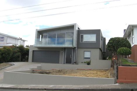 Photo of property in 19 Tizard Road, Birkenhead, Auckland, 0626