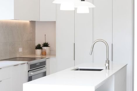 Photo of property in 18 Dover Street, St Albans, Christchurch, 8014