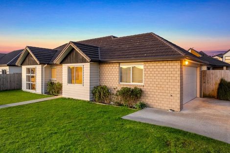 Photo of property in 35 Okawa Avenue, Papakura, 2110
