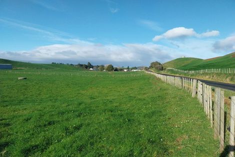 Photo of property in 873 Tariki Road South, Ratapiko, 4390