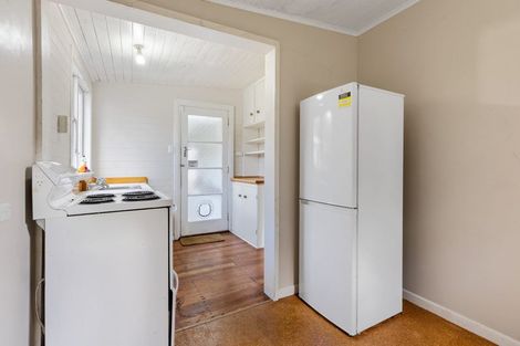 Photo of property in 176 Huatoki Street, Upper Vogeltown, New Plymouth, 4310