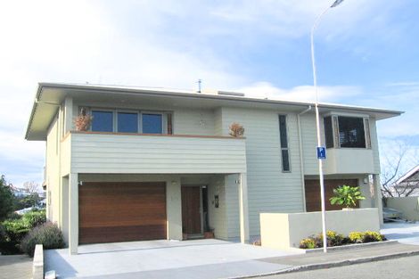 Photo of property in 19 Selwyn Road, Hospital Hill, Napier, 4110