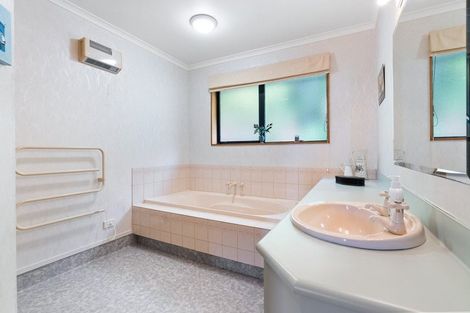 Photo of property in 18c Ashmore Drive, Frankleigh Park, New Plymouth, 4310