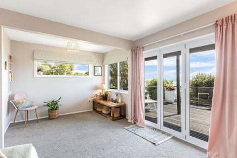 Photo of property in 120a Motuhara Road, Plimmerton, Porirua, 5026