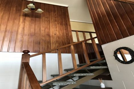 Photo of property in 9 Gilbass Avenue, Hamilton Lake, Hamilton, 3204