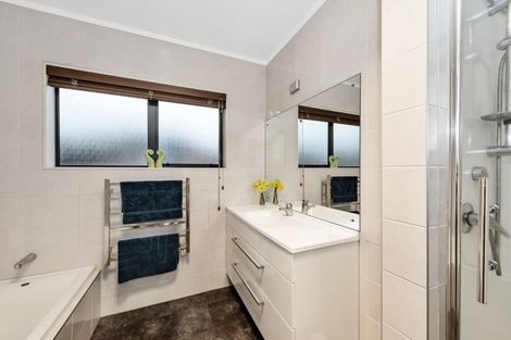 Photo of property in 3 West Ridge Drive, Western Heights, Hamilton, 3200