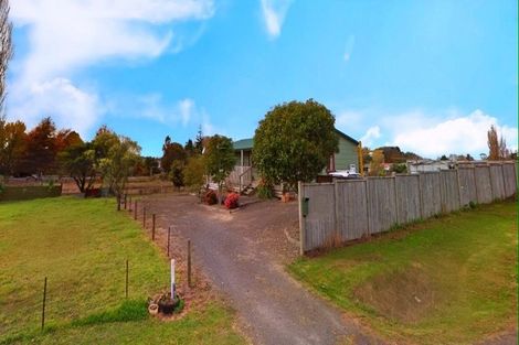 Photo of property in 12 Te Kauwhata Road, Te Kauwhata, 3710