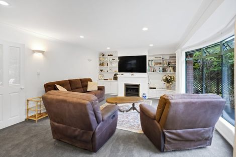 Photo of property in 9 Adam Lile Drive, Highlands Park, New Plymouth, 4312