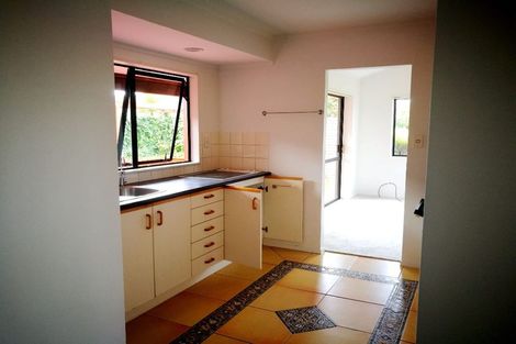 Photo of property in 30 Glucina Avenue, West Harbour, Auckland, 0618