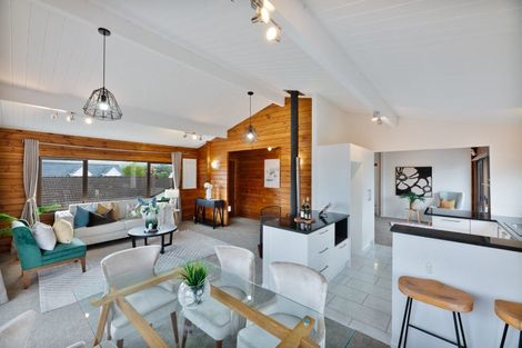 Photo of property in 22 Palomino Drive, Henderson, Auckland, 0612