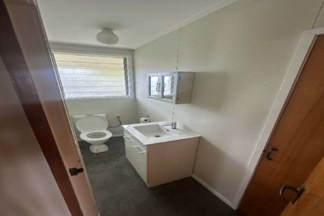 Photo of property in 6 Azalea Place, Waiuku, 2123