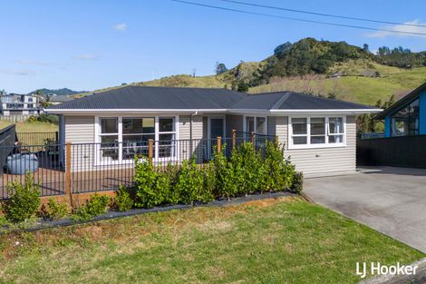 Photo of property in 25a Fyfe Road, Waihi Beach, 3611