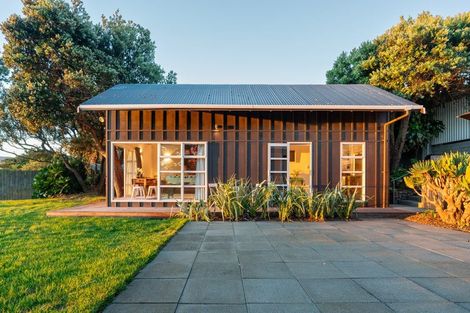 Photo of property in 55a Wharemauku Road, Raumati Beach, Paraparaumu, 5032