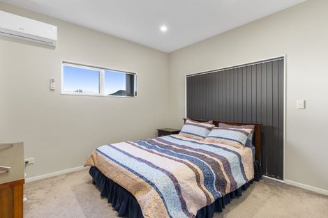 Photo of property in 24 Holcroft Street, Papakura, 2110