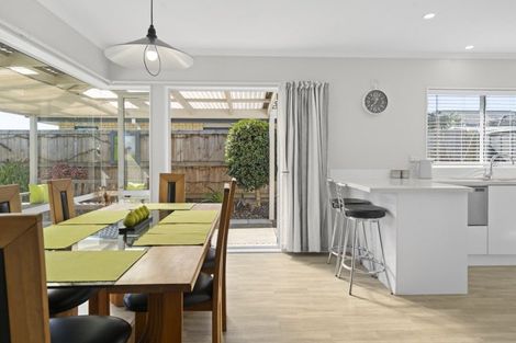 Photo of property in 2 Lasiandra Place, Mount Maunganui, 3116