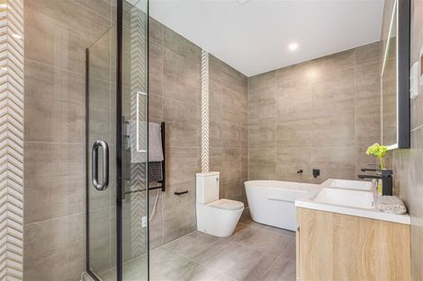 Photo of property in 15 Cutfield Lane, Kumeu, 0810