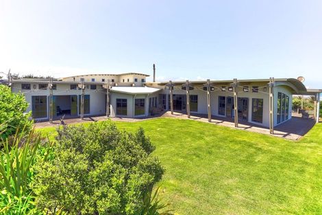 Photo of property in 31 Longbeach Drive, Castlecliff, Whanganui, 4501