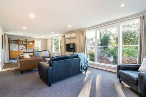 Photo of property in 9 Joyce Crescent, Ilam, Christchurch, 8041