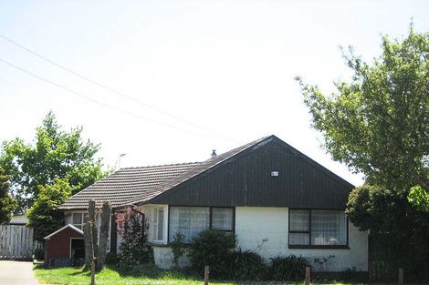 Photo of property in 31 Farquhars Road, Redwood, Christchurch, 8051