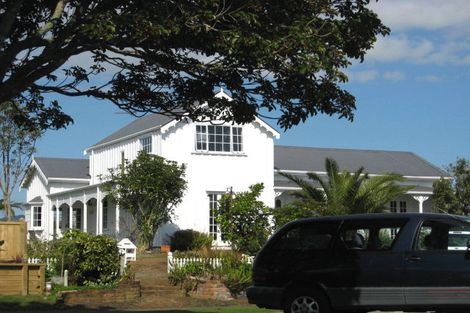 Photo of property in 5 Kapu Grove, Whalers Gate, New Plymouth, 4310