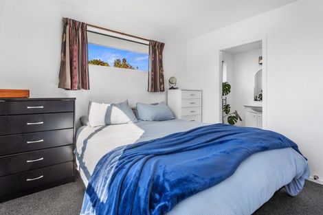 Photo of property in 18 Omega Place, Casebrook, Christchurch, 8051