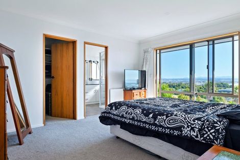 Photo of property in 18 Clairmont Heights, Stoke, Nelson, 7011