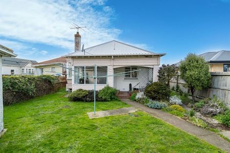 Photo of property in 42 Queens Drive, Saint Kilda, Dunedin, 9012