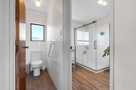 Photo of property in 816 Papamoa Beach Road, Papamoa Beach, Papamoa, 3118