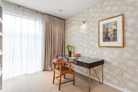 Photo of property in 93 Merivale Lane, Merivale, Christchurch, 8014