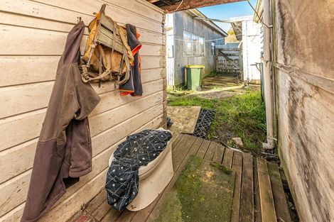 Photo of property in 42 Smith Street, Waverley, 4510