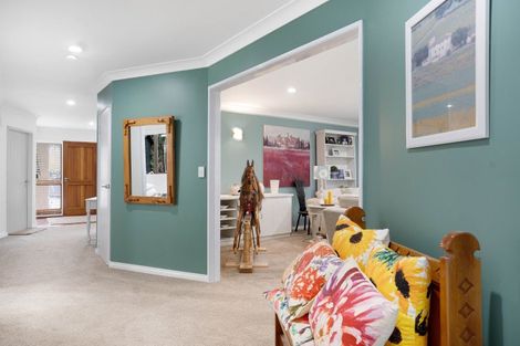 Photo of property in 39 Reading Street, Greytown, 5712