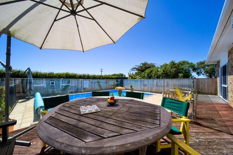 Photo of property in 21 Johnston Street, Brixton, Waitara, 4382