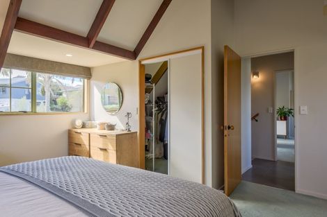 Photo of property in 16 Donald Street, Stanmore Bay, Whangaparaoa, 0932