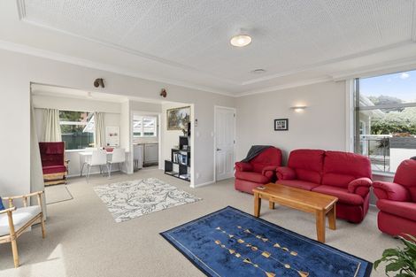 Photo of property in 2 Glen Street, Levin, 5510